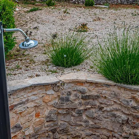 Authentic Stone House Piece Of Heaven Сasa de vacaciones Vela Luka