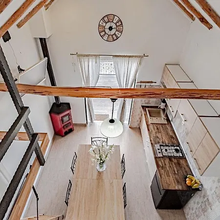 Authentic Stone House Piece Of Heaven *