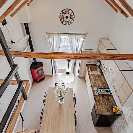 Authentic Stone House Piece Of Heaven *