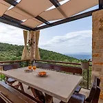 Authentic Stone House Piece Of Heaven Feriehus *