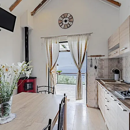 Vakantiehuis Authentic Stone House Piece Of Heaven Vela Luka