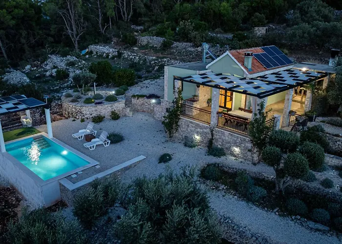 Authentic Stone House Piece Of Heaven