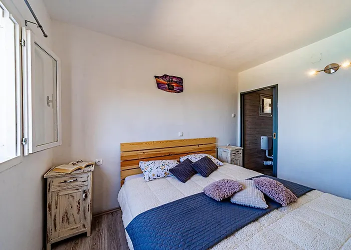 Authentic Stone House Piece Of Heaven Nyaraló