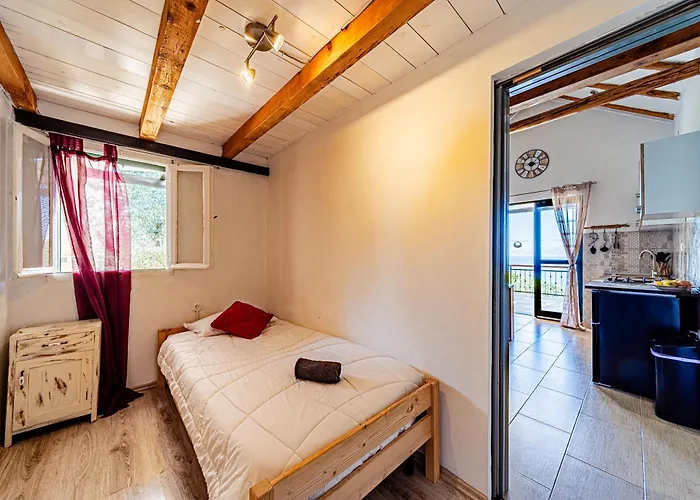 Nyaraló Authentic Stone House Piece Of Heaven Vela Luka