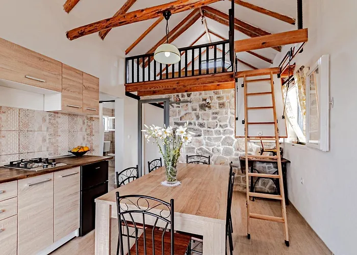 Nyaraló Authentic Stone House Piece Of Heaven