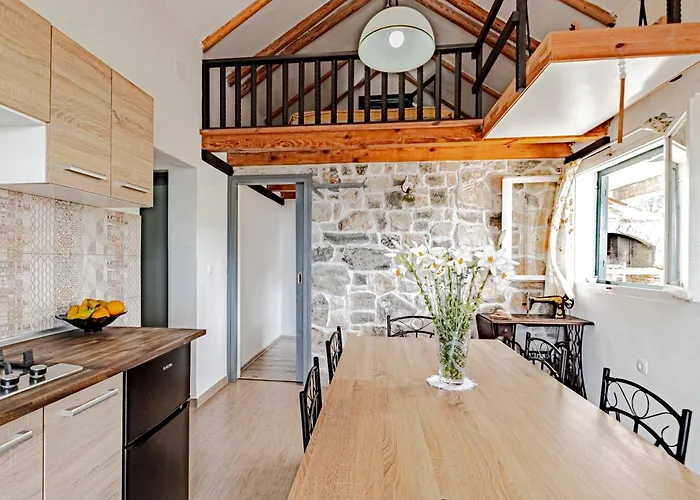 Authentic Stone House Piece Of Heaven Nyaraló *